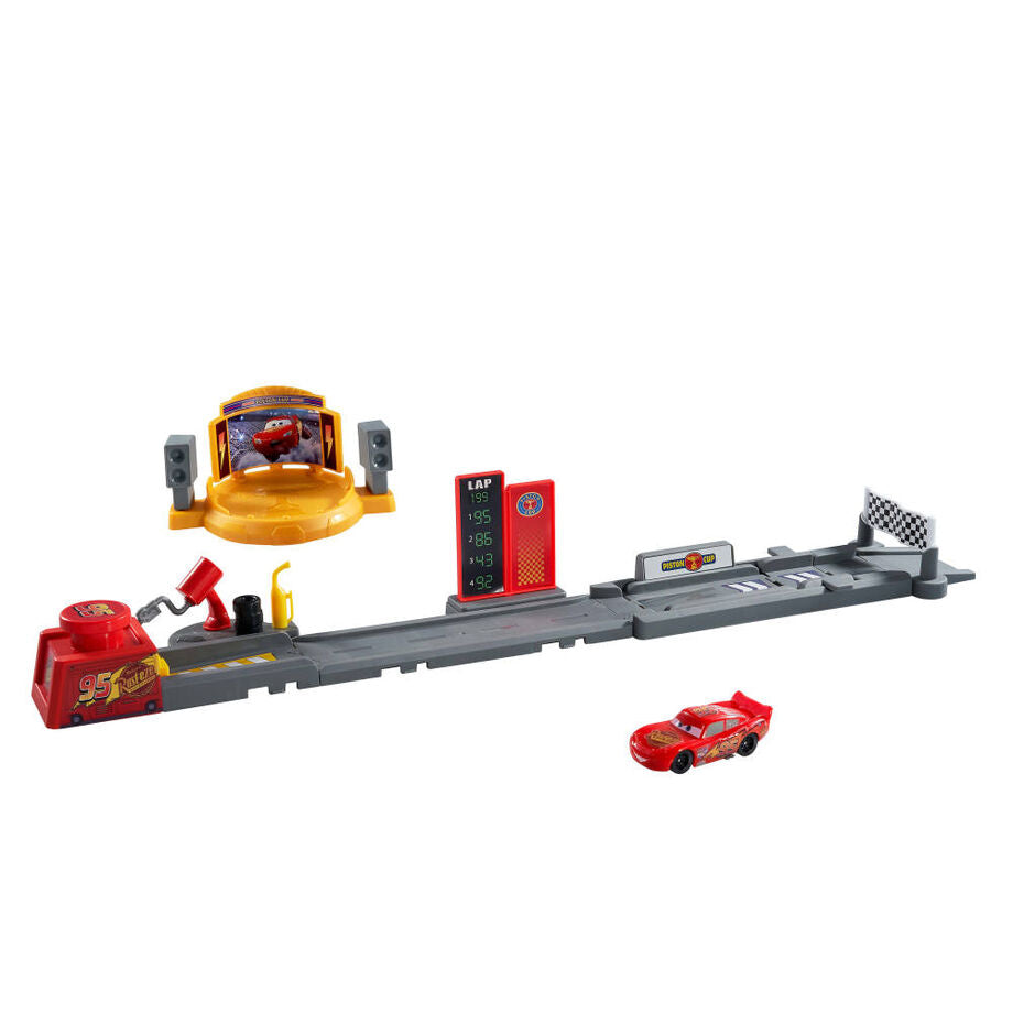 CARS: PISTA DE LANÇAMENTO (PISTON CUP)