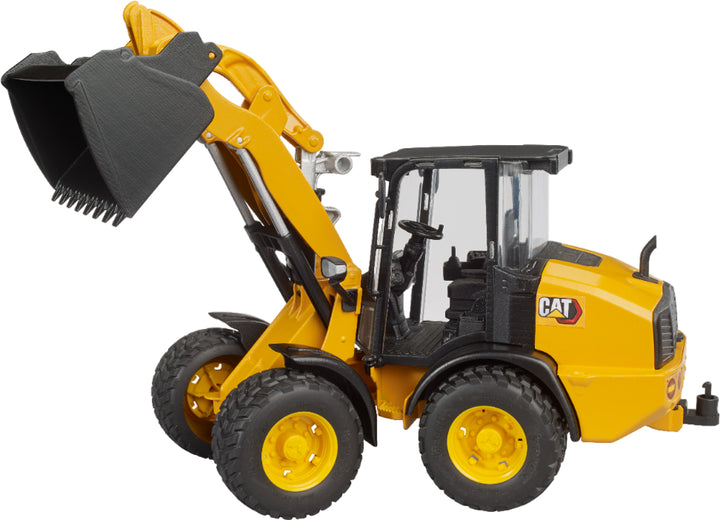 Escavadora de Rodas Articuladas Compacta CAT