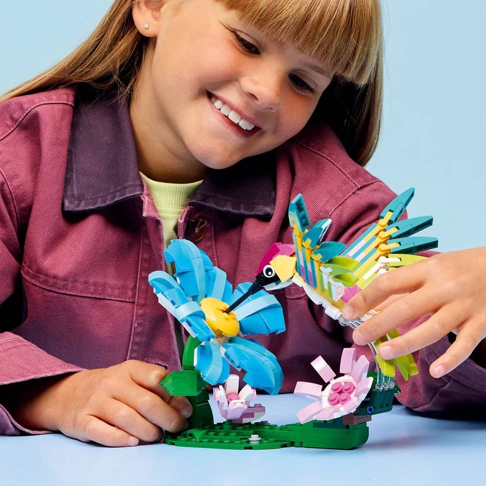LEGO CREATOR: BEIJA FLOR COLORIDO (31384)
