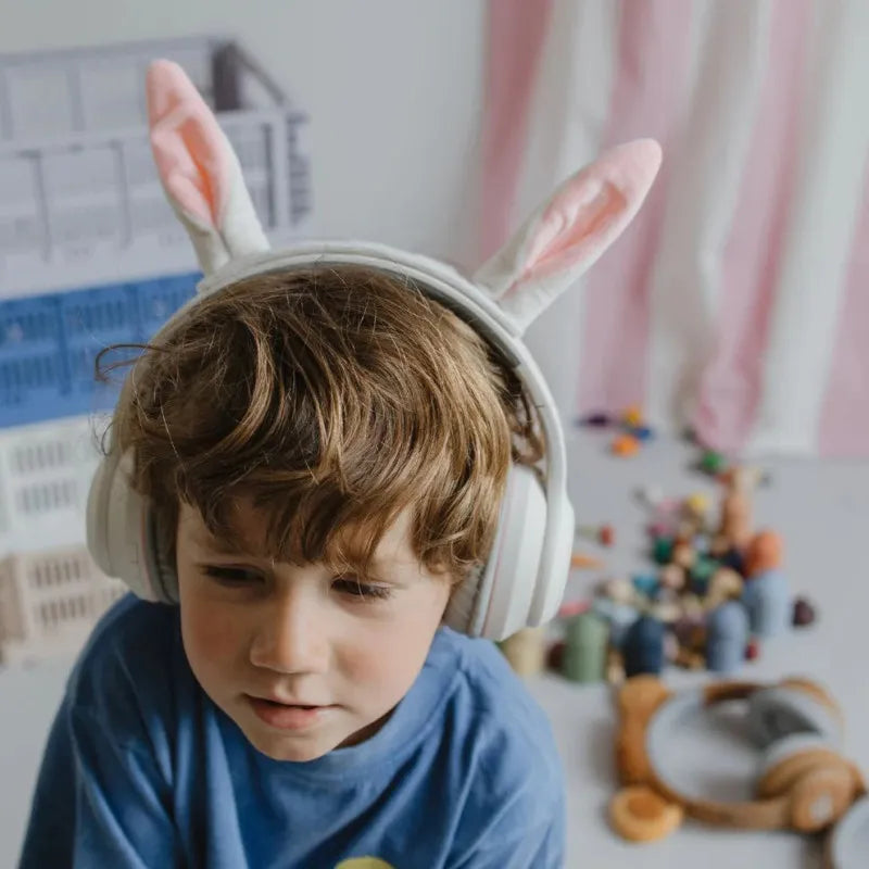 FONES DE OUVIDO POR BLUETOOTH (COELHINHO)