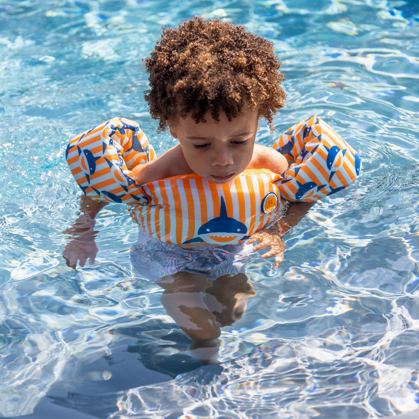 Swim Essentials -TROPIC SHARK- FLUTUADORES 2-6
